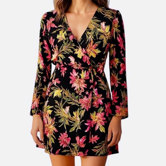 LOVERS + FRIENDS Dress Floral Flowers Mini Black Pink Green Size Medium Like new - Picture 1 of 6